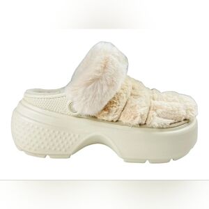 CROCS Stomp Lined Quilted Clog in Stucco, Size W10/M8 NWOB NWOT Soft Warm Comfy